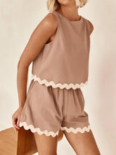 Load image into Gallery viewer, Contrast Trim Sleeveless Top and Shorts Set