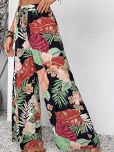 Load image into Gallery viewer, Printed Wide Leg Pants