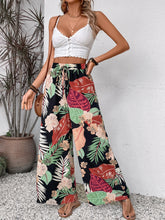 Load image into Gallery viewer, Printed Wide Leg Pants