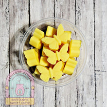 Load image into Gallery viewer, Easy Peasy Lemon Squeezy (Lemon Peel & Lemon Curd) Butterfly Wax Melts