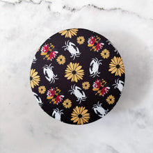 Load image into Gallery viewer, Black Maryland Flower & Crab Coasters