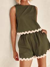 Load image into Gallery viewer, Contrast Trim Sleeveless Top and Shorts Set