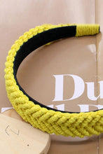 Load image into Gallery viewer, Retro Style Knitted Headband