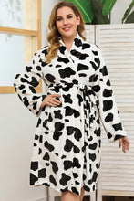 Load image into Gallery viewer, Plus Size Printed Tie Waist Robe with Pocket
