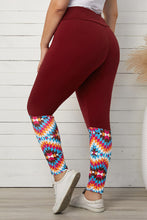 Load image into Gallery viewer, Plus Size Geometric Print High Waist Leggings