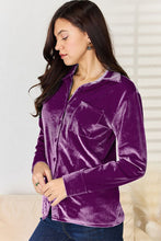 Load image into Gallery viewer, Pocketed Button Up Long Sleeve Shirt