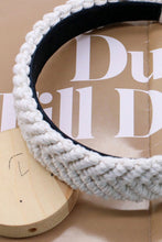 Load image into Gallery viewer, Retro Style Knitted Headband