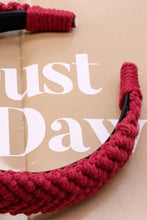Load image into Gallery viewer, Retro Style Knitted Headband