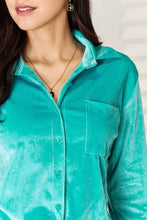 Load image into Gallery viewer, Pocketed Button Up Long Sleeve Shirt