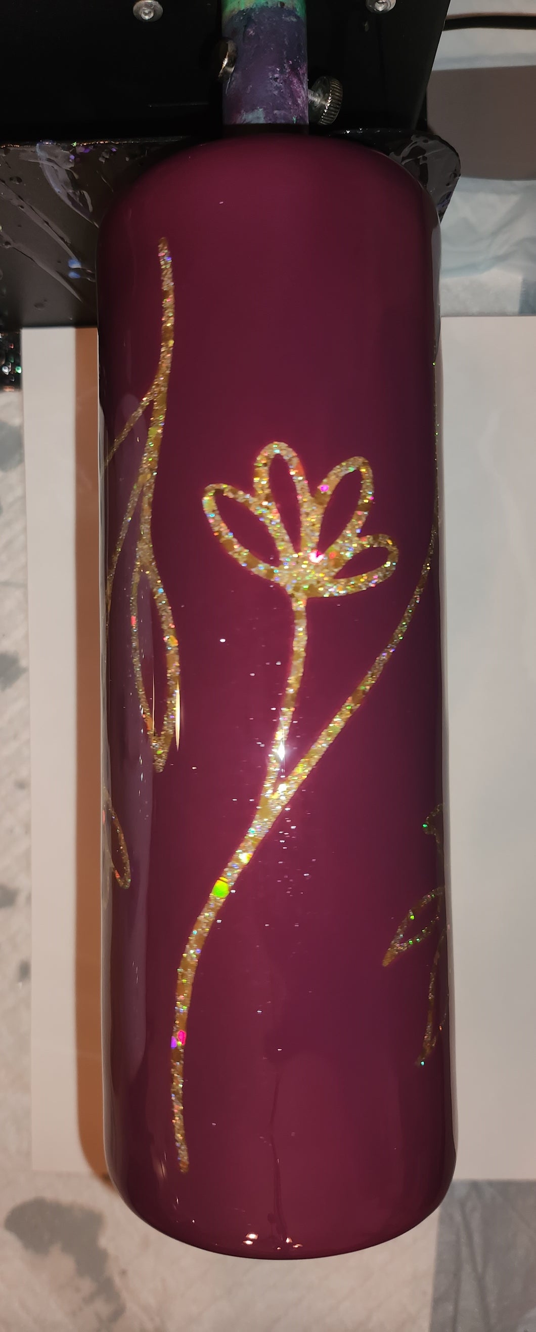 Aubergine Floral Tumbler 20 oz.