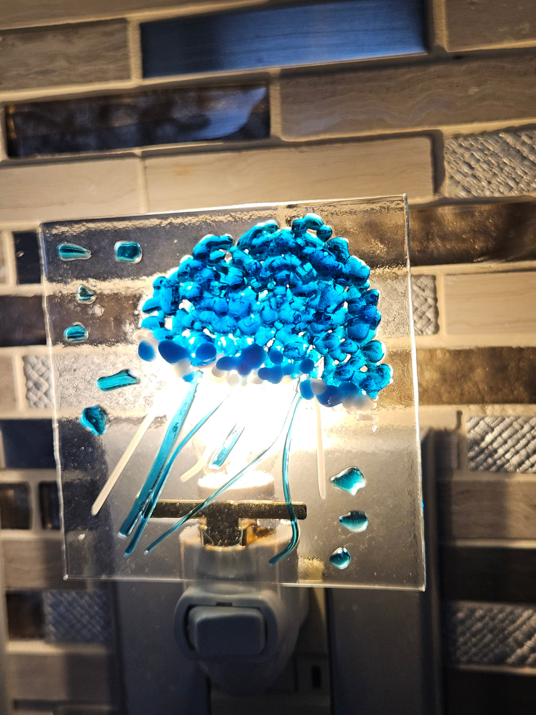 Fused Glass Crushed Glass Night Light - Blue Jellyfish