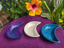 Load image into Gallery viewer, Cresent moon bowl
