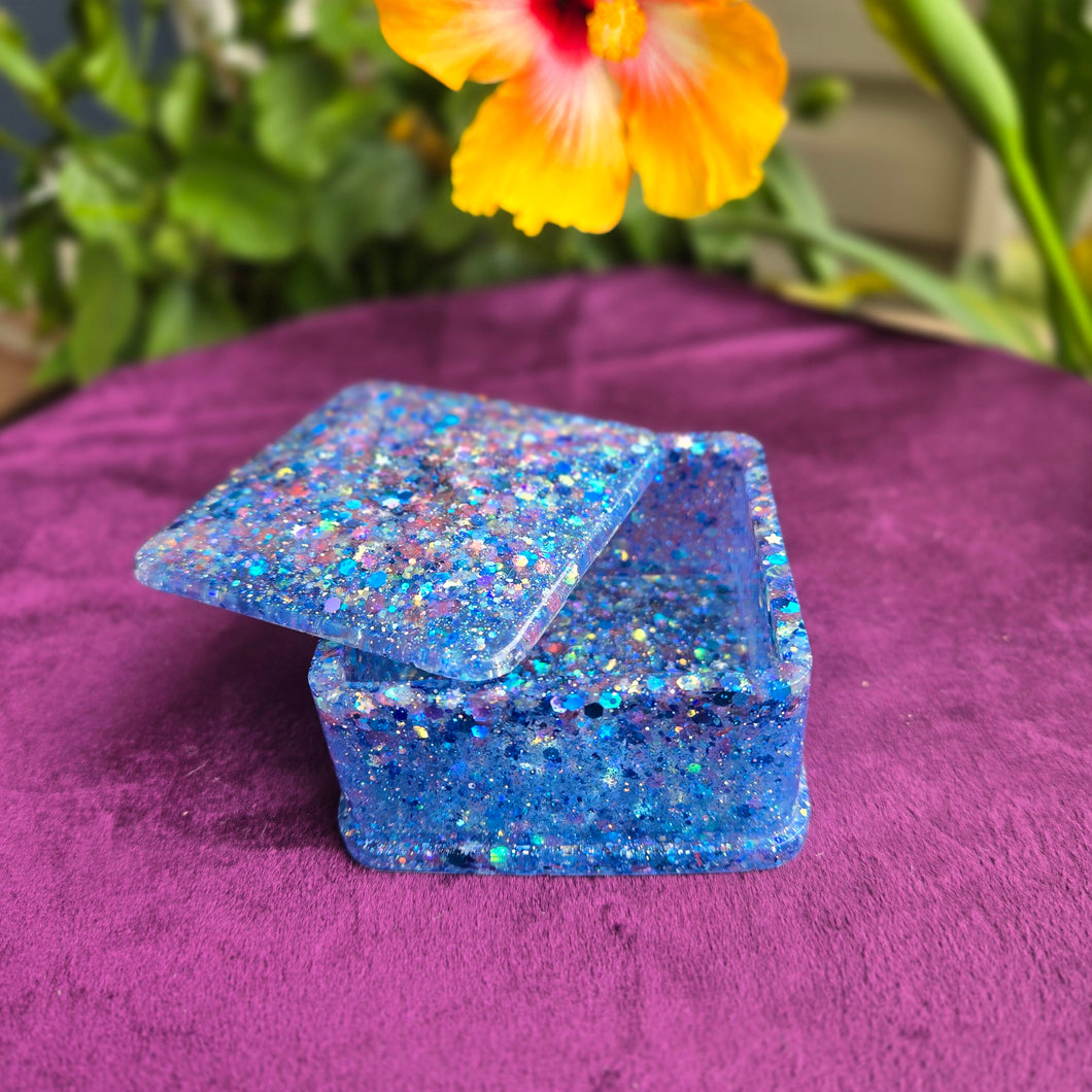 Square trinket box