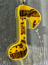 Load image into Gallery viewer, Fused Glass Hanging Music Notes
