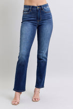 Load image into Gallery viewer, Judy Blue Full Size Washed Straight Leg Jeans with Pockets
