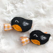 Load image into Gallery viewer, Oriole Hair Clip

