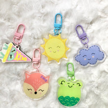 Load image into Gallery viewer, Sun Keychain
