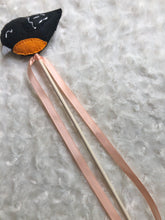 Load image into Gallery viewer, Oriole Magic Wand
