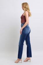 Load image into Gallery viewer, Judy Blue Full Size Washed Straight Leg Jeans with Pockets
