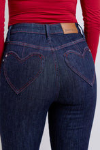 Load image into Gallery viewer, Judy Blue Full Size Heart Shaped Back Pockets Skinny Jeans
