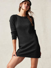 Load image into Gallery viewer, Waffle-Knit Round Neck Long Sleeve Sweater
